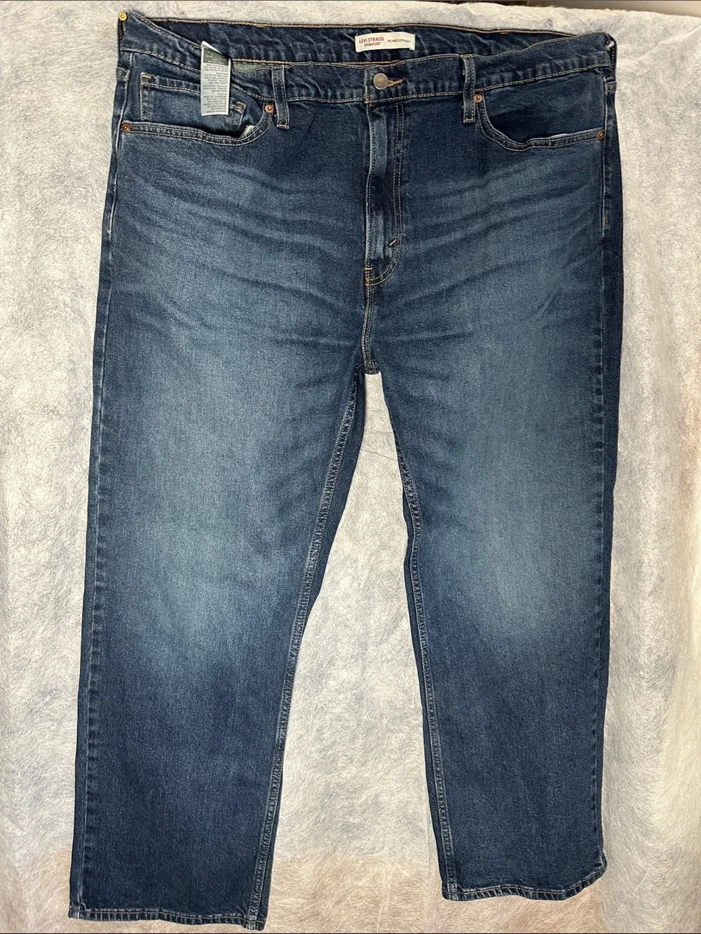 Levi's Men's Straight Jeans in Dark Indigo Wash